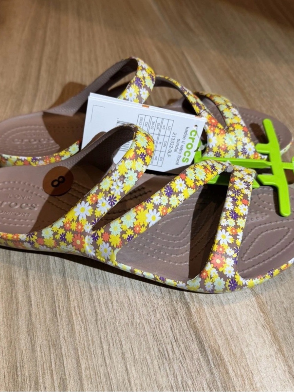 WOMEN'S CROCS KADEE II TRUFFLE/RETRO FLORAL SANDALS 8 - Picture 6 of 9